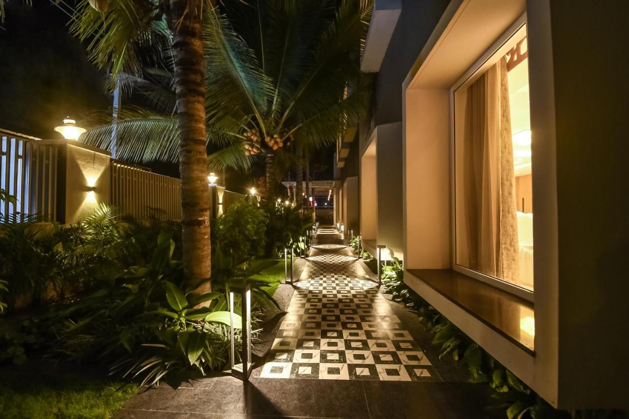 Emerald Clarks Inn Suites Mysore Exterior foto